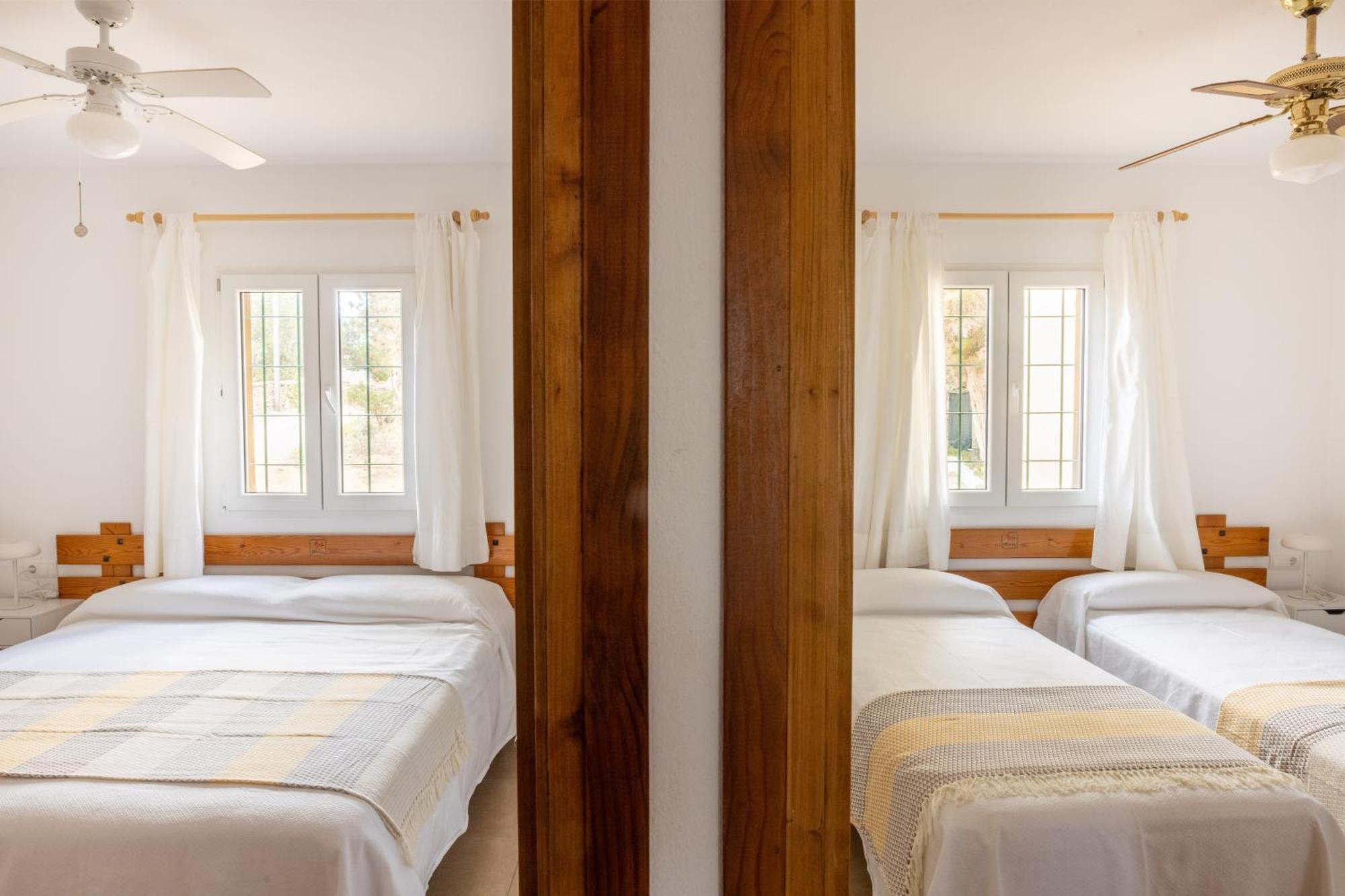 Apartamentos Verde Mar Es Pujols Ngoại thất bức ảnh