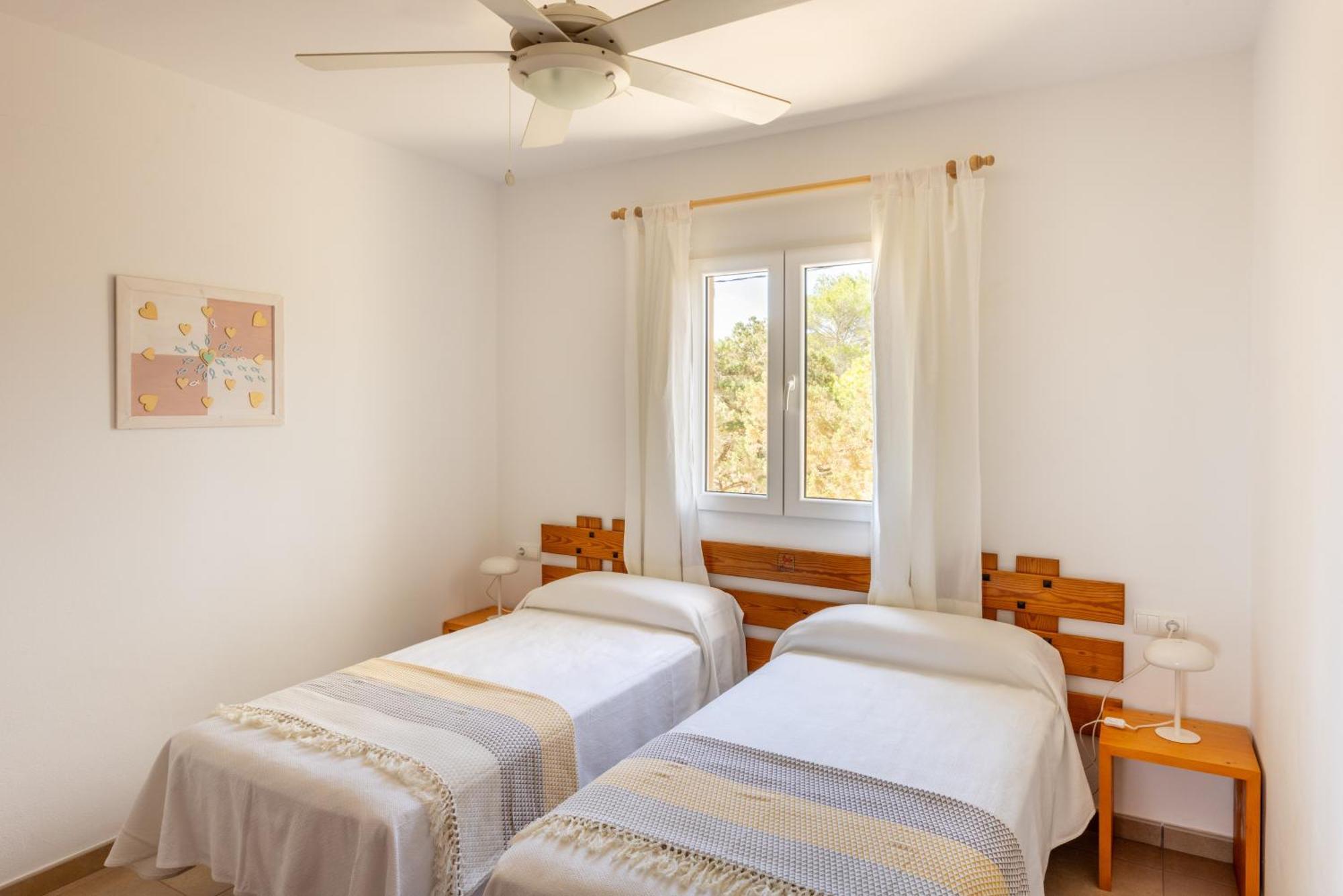 Apartamentos Verde Mar Es Pujols Ngoại thất bức ảnh